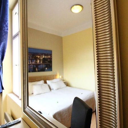 City Lounge Crown Hotel Praga Exterior foto